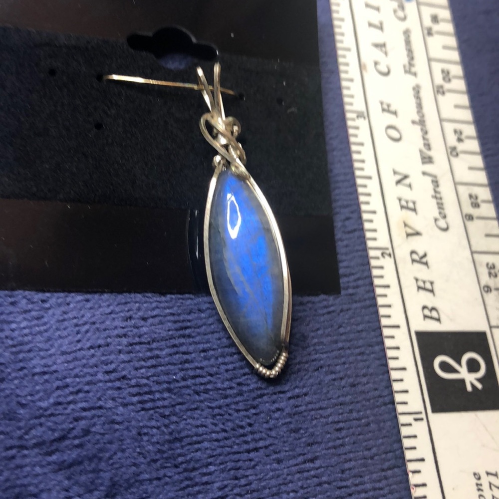 Marquee Labradorite Pendant in Sterling